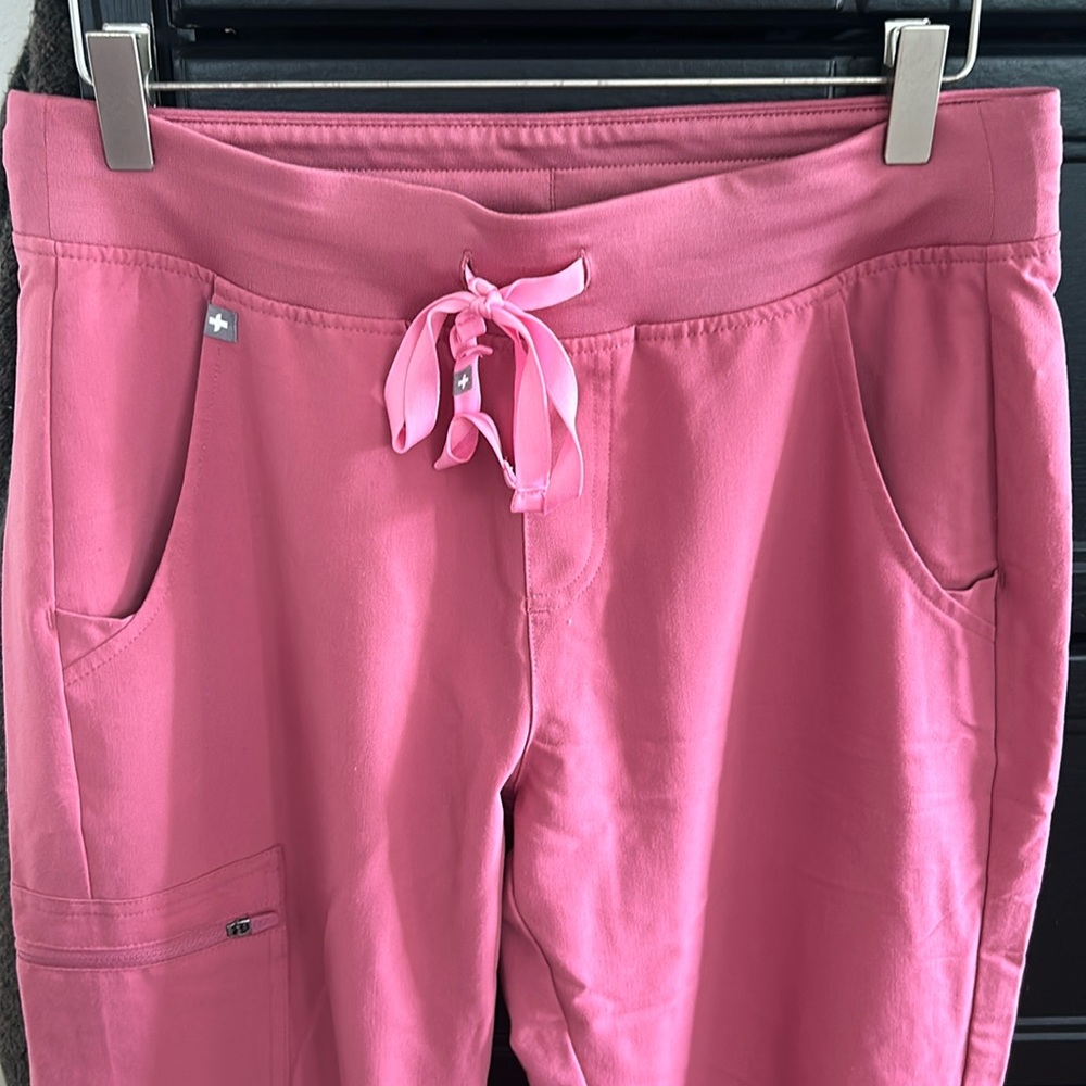 Figs scrub pants jogger